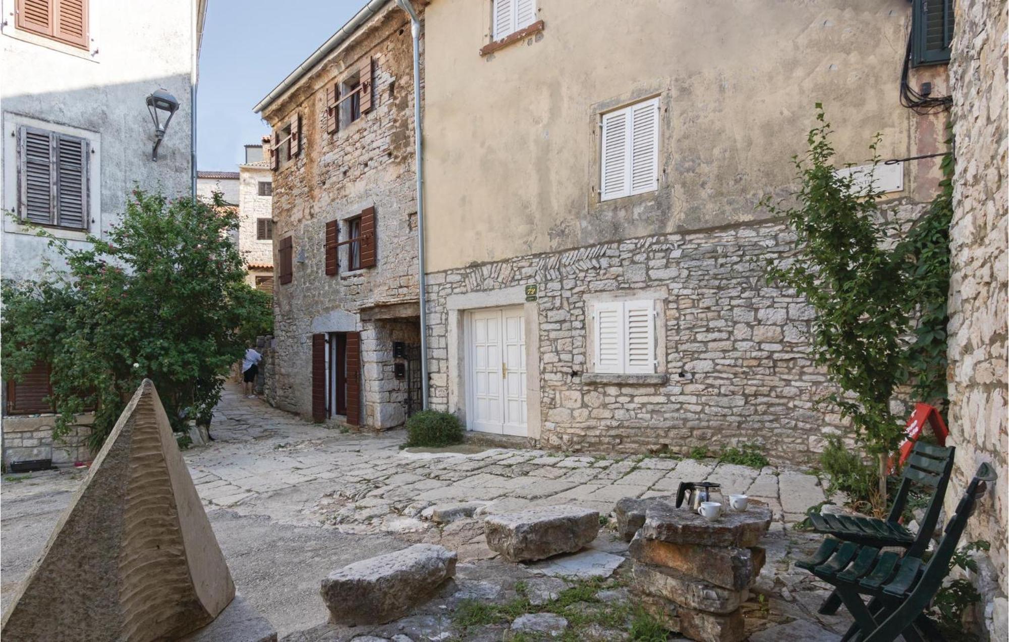 2 Bedroom Stunning Home In Bale Dış mekan fotoğraf